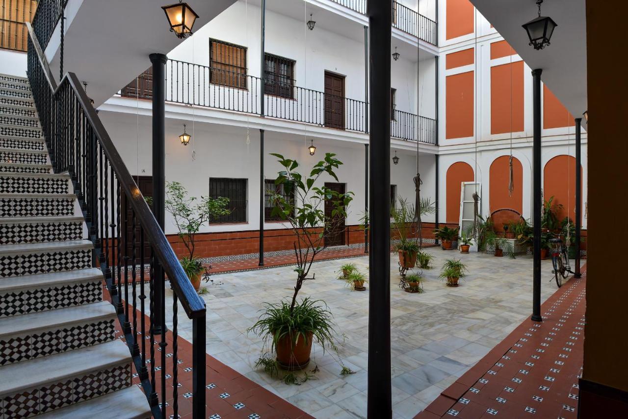 More Center Apartment Sevilla Buitenkant foto